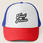 Trust The Process Trucker Hat Pet (Voorkant)