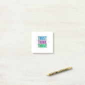 Trust Think Thrive – Motivational Quote Design Post-it® Notes (Op bureau)