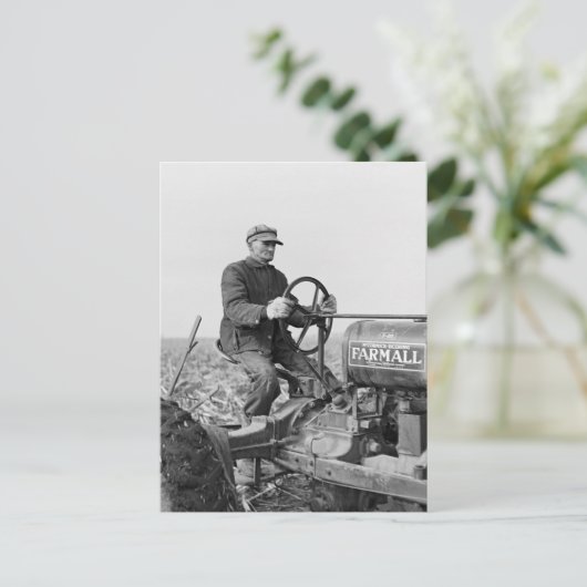 Trusty Old Tractor, 1930s Briefkaart (Staand voorkant)