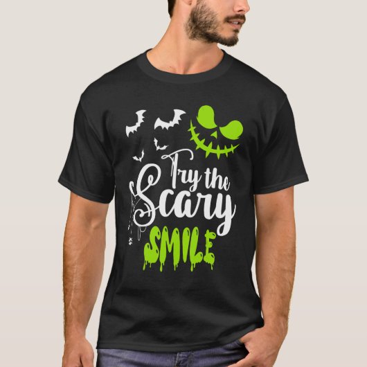 Try The Scary Smile Pumpkin Jack O Lantern Face T-shirt (Voorkant)