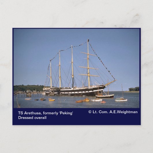 TS Arethusa, voorheen "Peking" met vlaggen Briefkaart (Voorkant)