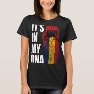 Tsjadische en Albanese mix DNA vlag erfgoed T-shirt