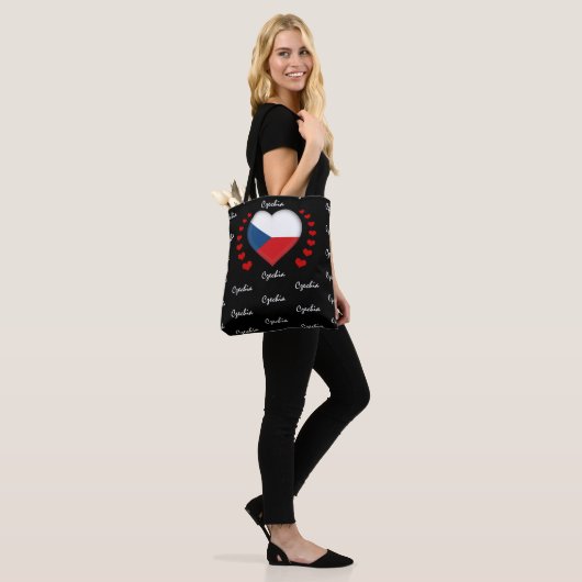 Tsjechische vlag en hart, Tsjechisch vlaggegebied Tote Bag (Op model)