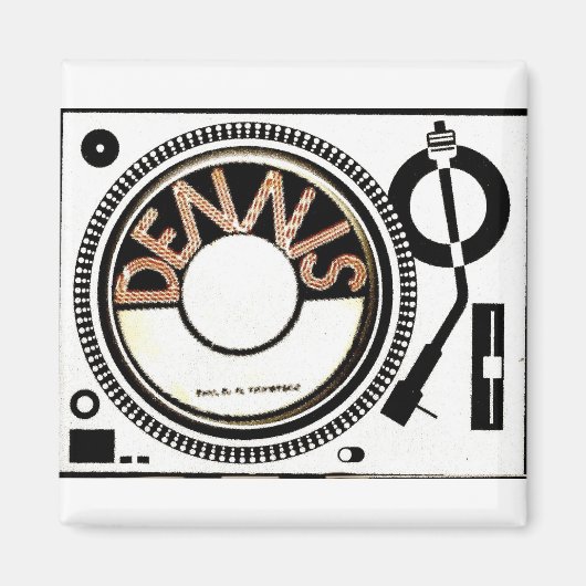 TST/DENNIS BRAND MAGNEET (Voorkant)