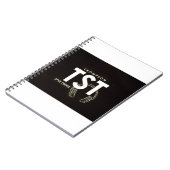TST OFFICIËLE MERCH NOTITIEBOEK (Linkerzijde)