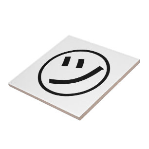 ㋡ Tsu Kana Katakana glimlachend Emoji/Emoticon Tegeltje