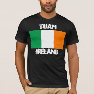Tuam, Ierland met Ierse vlag T-shirt