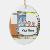 Tub tijd, twee kinderen met papa keramisch ornament (Rechts)