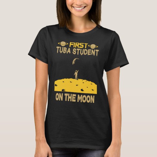 Tuba-student op de maan t-shirt (Voorkant)