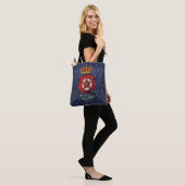 Tudor Roos Rood en Wit Tote Bag (Op model)