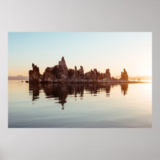 TUFA-FORMATIES IN MONO LAKE. POSTER (Voorkant)