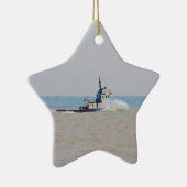 Tug-boot, slagwind en breedband keramisch ornament (Rechts)