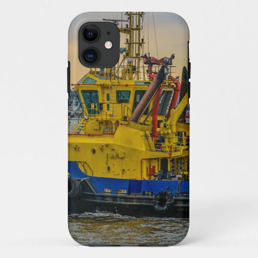 Tugboat sailing at river, montevideo, uruguay Case-Mate iPhone case (Achterkant)