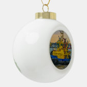 Tugboat sailing at river, montevideo, uruguay keramische bal ornament (Links)