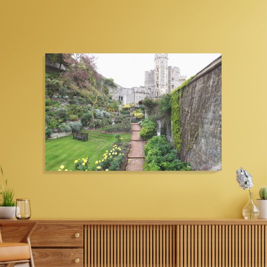 Tuin bij Windsor Castle Canvas Afdruk (Insitu (Woonkamer))
