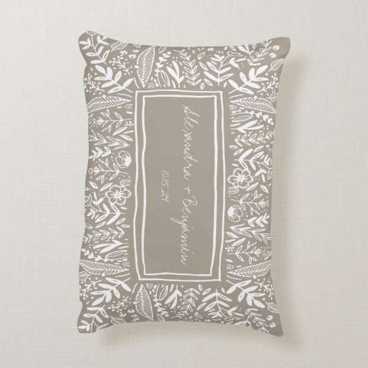 Tuin bloem in lichtbruine rand Persoonlijke bruilo Accent Kussen (Achterkant (Verticaal))