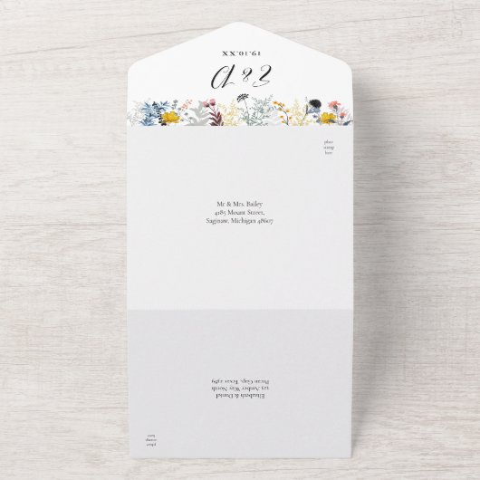 Tuin Bloemige Elegante Harten Script Bruiloft All In One Uitnodiging (Buitenkant)