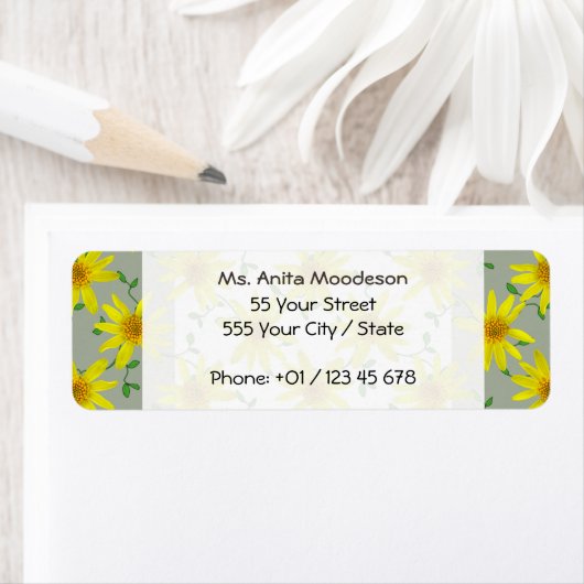 Tuin Geel Arnica Wildflower op elke kleur Etiket (Insitu)