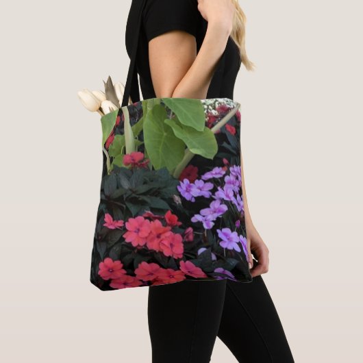 Tuin van bloemen tote bag (Dichtbij)