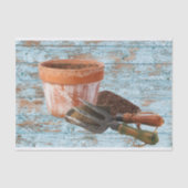 Tuingereedschap en verweerde plank tissuepapier (Voorkant)