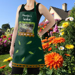 tuinieren plant tuinliefhebber persoonlijk schort<br><div class="desc">tuinieren plant tuinliefhebber persoonlijk Schort. Voeg je eigen naam en tekst toe om te personaliseren.</div>