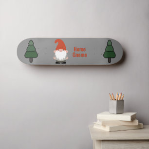 Tuinkabouter Thuiskabouter en Bomen op Grijs Persoonlijk Skateboard