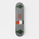 Tuinkabouter Thuiskabouter en Bomen op Grijs Persoonlijk Skateboard (Voorkant)