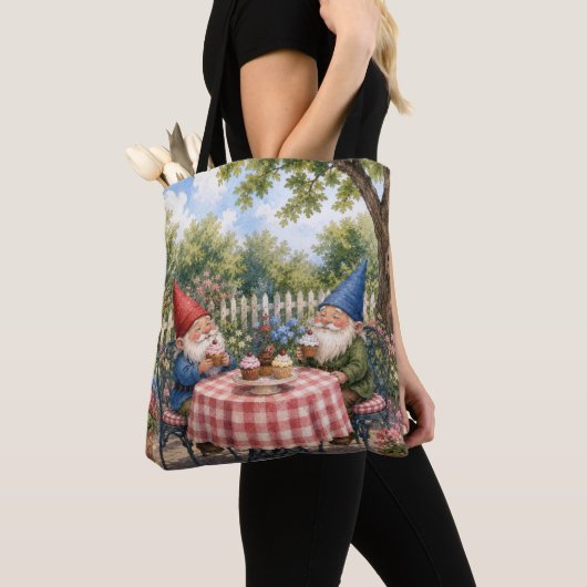 Tuinkabouters die Cupcakes eten Tote Bag (Dichtbij)