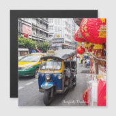 Tuk Tuk op Yaowarat Road in Chinatown (Voorkant / Achterkant)
