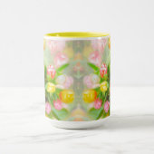 Tulip bouquet in kijkhoek - bloemkunst mok (Midden)