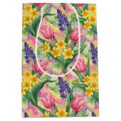 Tulips, Daffodils, Hyacinths in Alcohol Ink Style Medium Cadeauzakje (Voorkant)