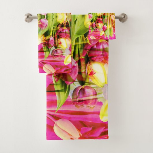 TULIPS - gekleurde Tulpen van fractaalkunst - Bad Handdoek (Insitu)