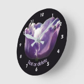 Tulp Bloem Met Bij Gepersonaliseerd Ronde Klok (Hoek)