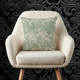 Tulp door William Morris, Vintage bloemkunst Kussen