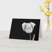 Tulp met regendruppels in zwart-wit kaart (Gele Bloem)