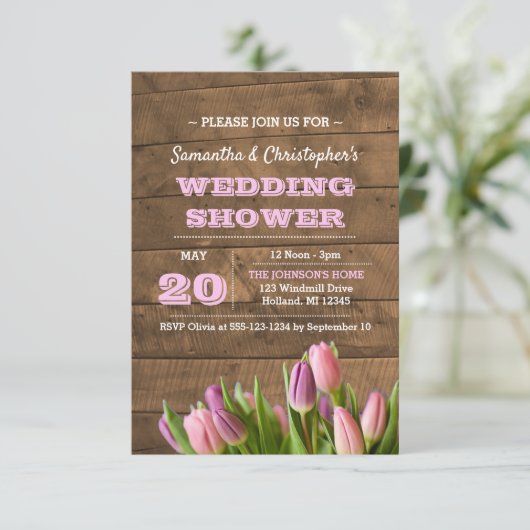 Tulpen & Barnwood Bruidsdouche Uitnodiging (Staand voorkant)
