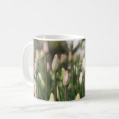 Tulpen beginnen te bloeien koffiemok (Voorkant links)