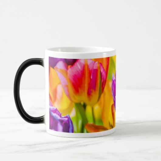 Tulpen die diepe roze aftappen magische mok (Links)