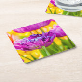 Tulpen die donkerroze betoveren kartonnen onderzetters (Schuin)