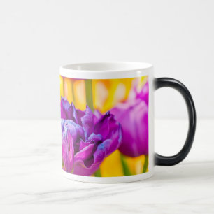 Tulpen die donkerroze betoveren magische mok