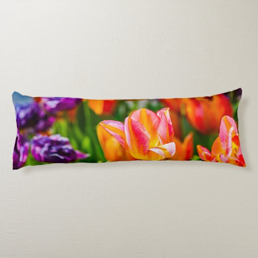 Tulpen die oranje uitzenden lichaamskussen (Achterkant)