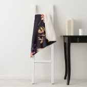  tulpen, donkere paarse achtergrond sherpa deken (In situ)