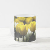 Tulpen geel en wit matglas koffiemok (Voorkant links)