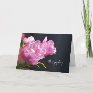 Tulpen in een donkere achtergrond. Met sympathie Bedankkaart