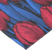 Tulpen in rood en blauw tafelkleed (Gekanteld)
