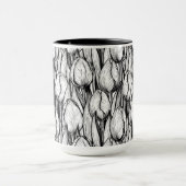 Tulpen in zwart-wit mok (Midden)