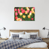 Tulpen (rood/geel) Afdrukken van omhuld canvas (Insitu (Slaapkamer))