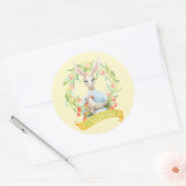 Tulpenkrans en konijn Gelukkig Pasen Ronde Sticker (Envelop)