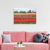 Tulpveld met trekker en schuur canvas afdruk (Insitu (Woonkamer))