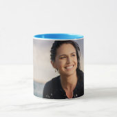 Tulsi Gabbard Mok (Midden)